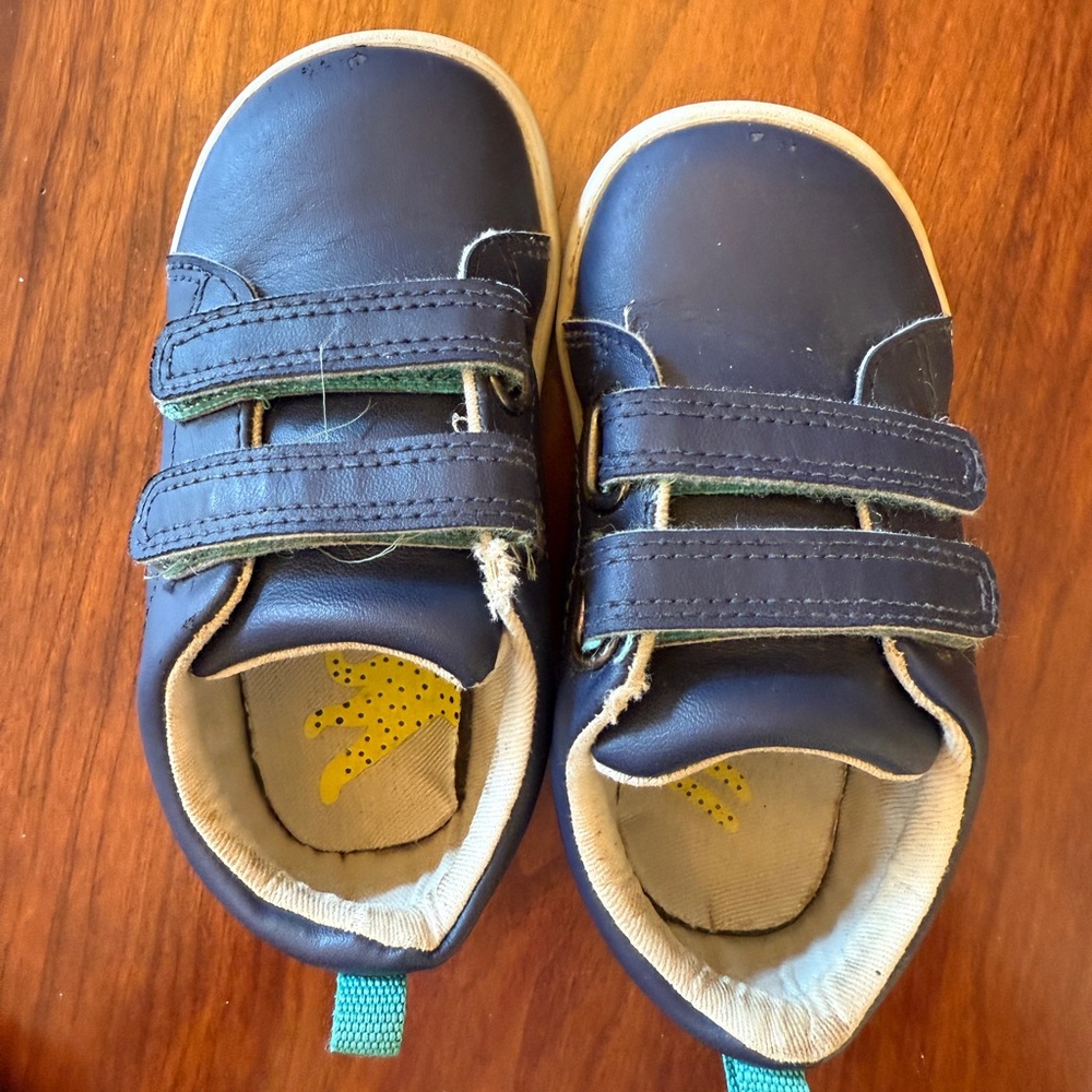 Ten Little Sneakers size 7.5